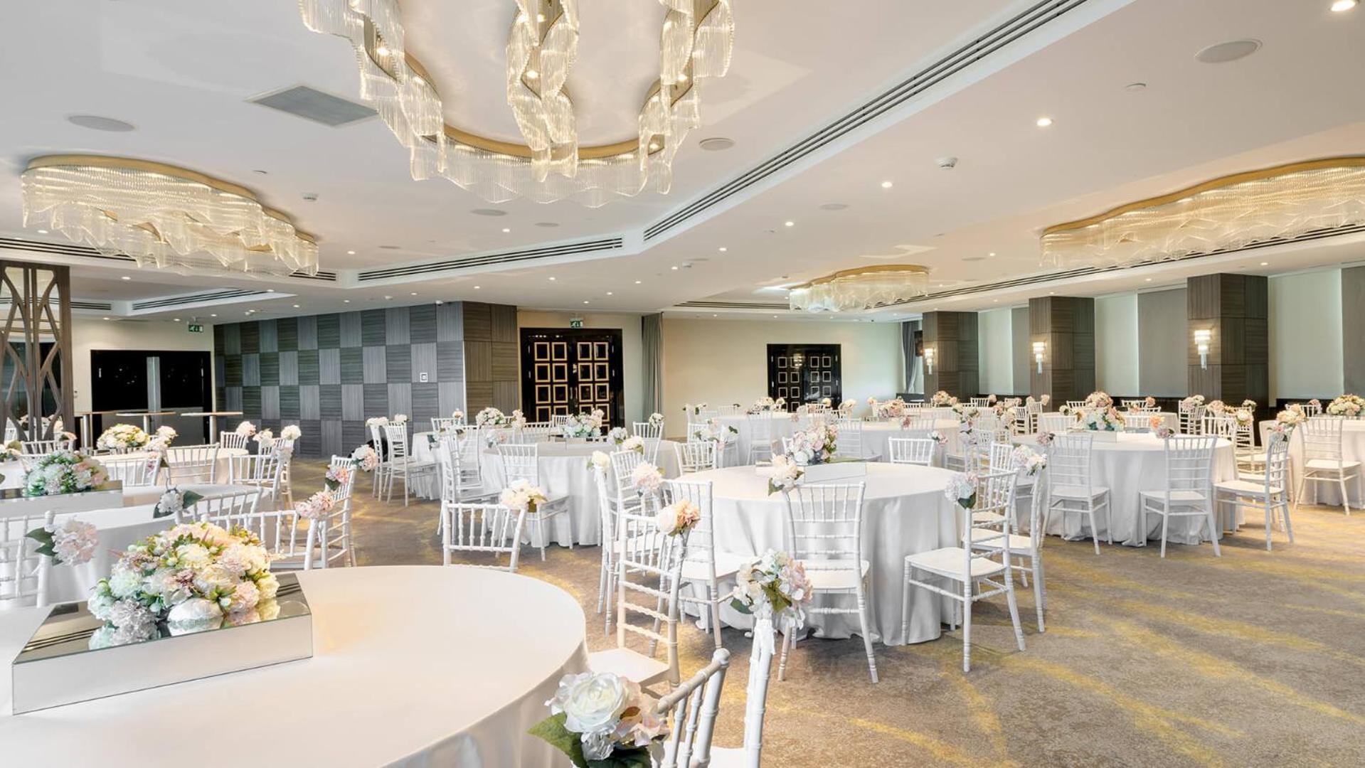 Hotel Ramada Plaza By Wyndham City Center (adults Only) 5*