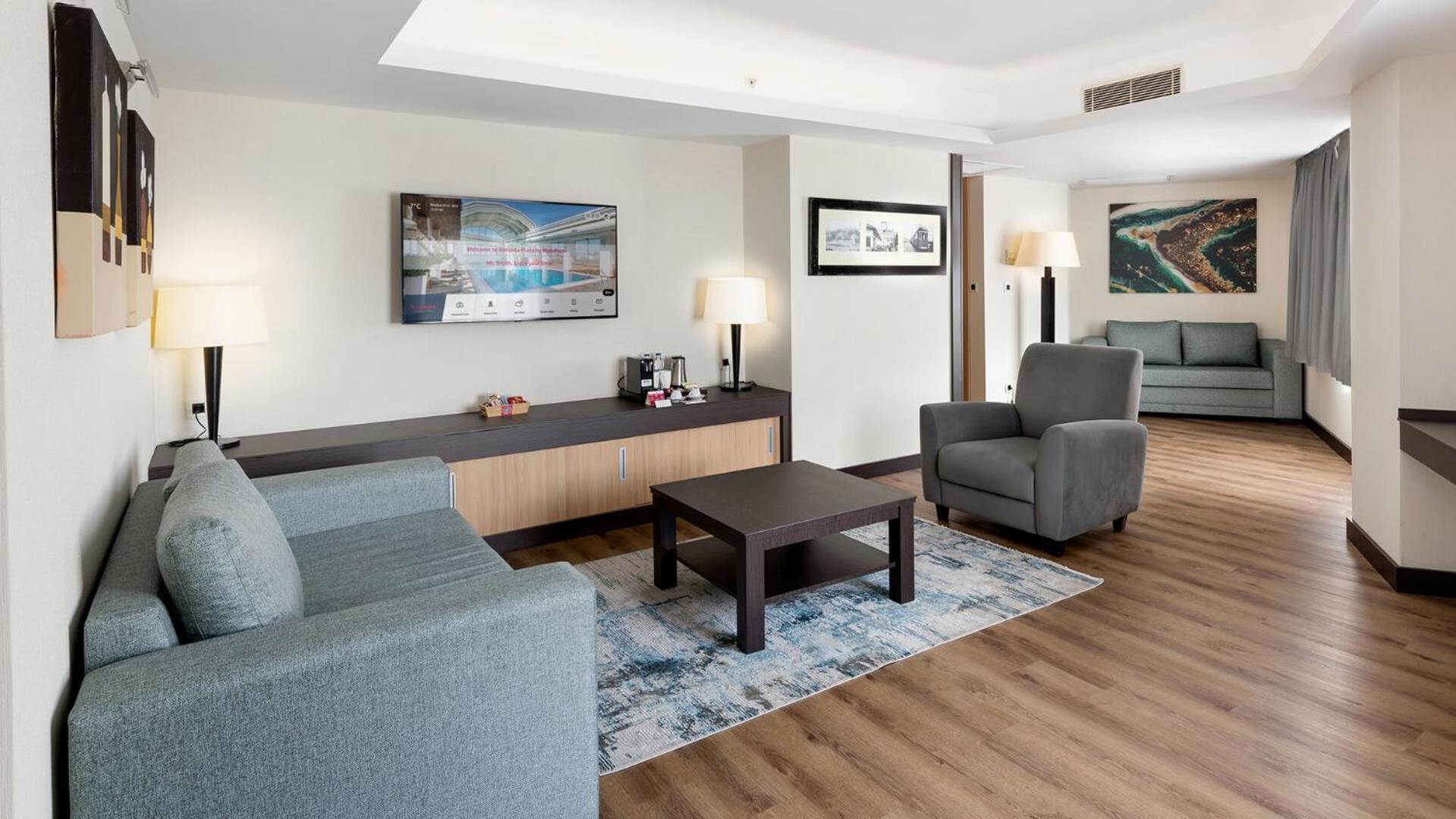 Ramada Plaza By Wyndham City Center (adults Only) 5*
