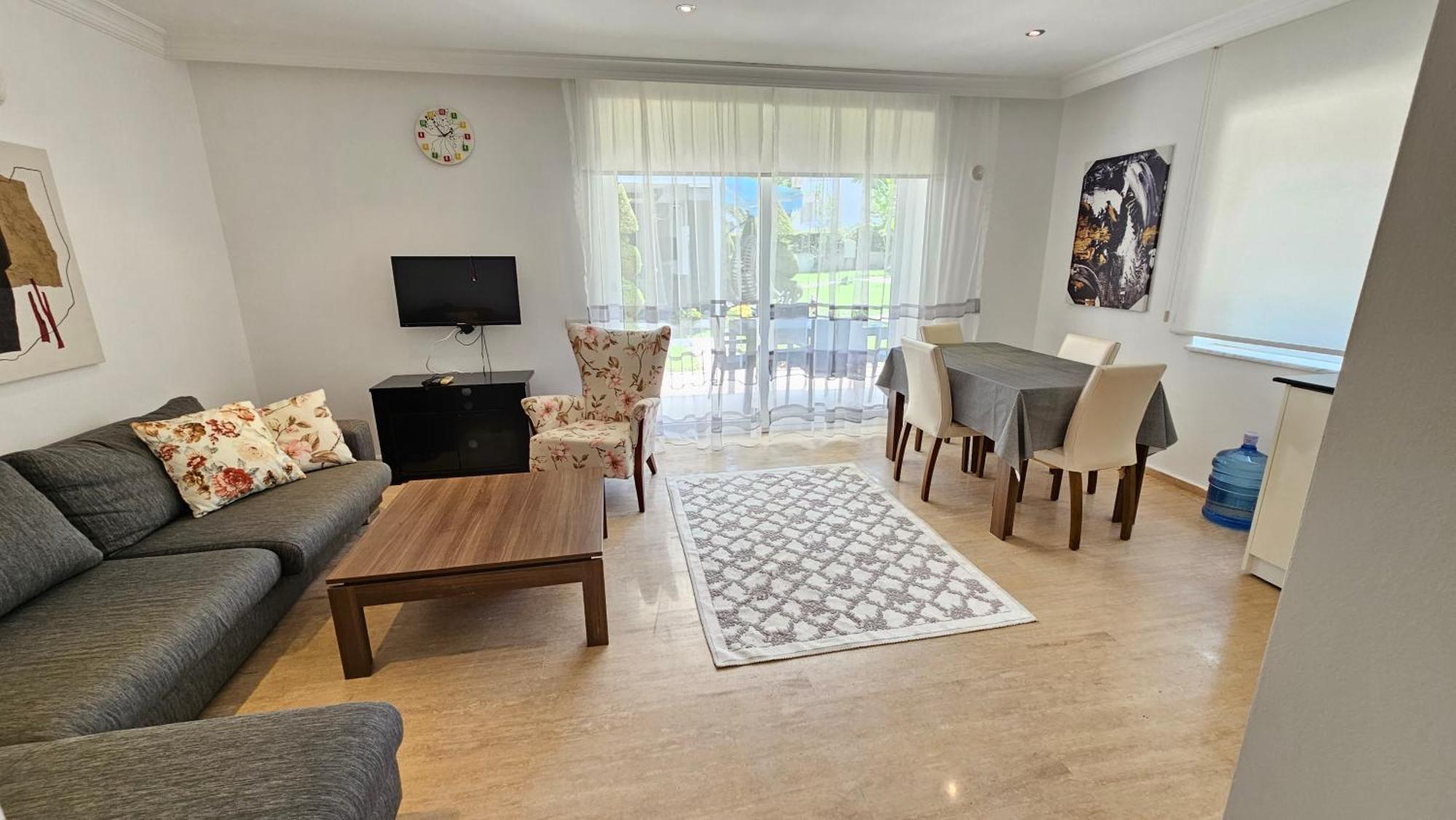 Atalos Apart In The Center With Pool And Wi-fi Apartment