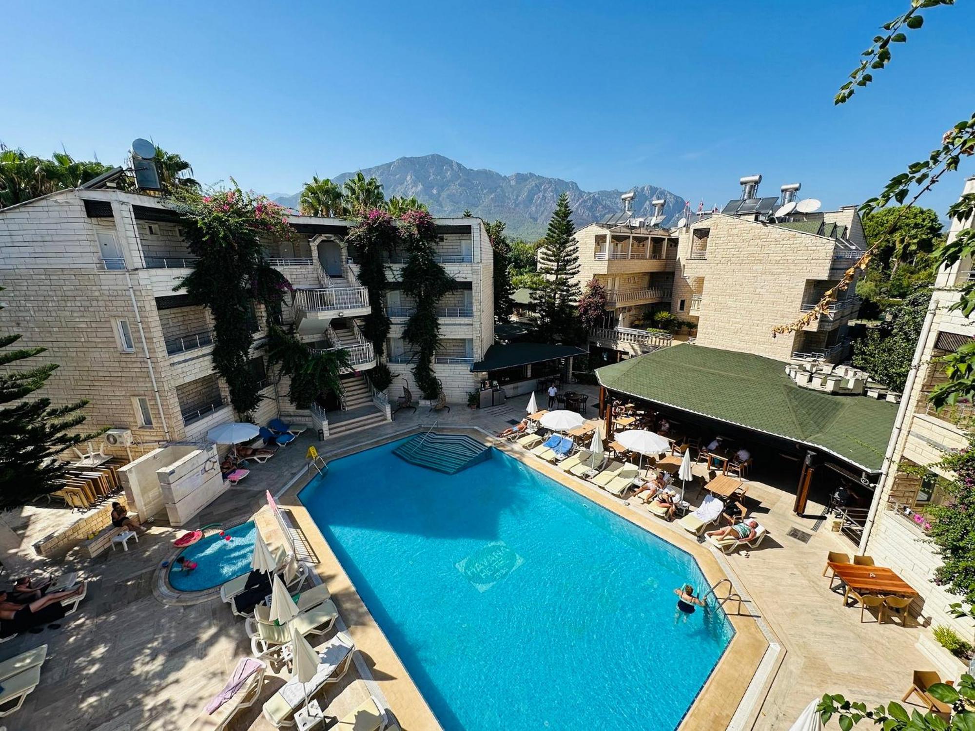 Hotel Havana
