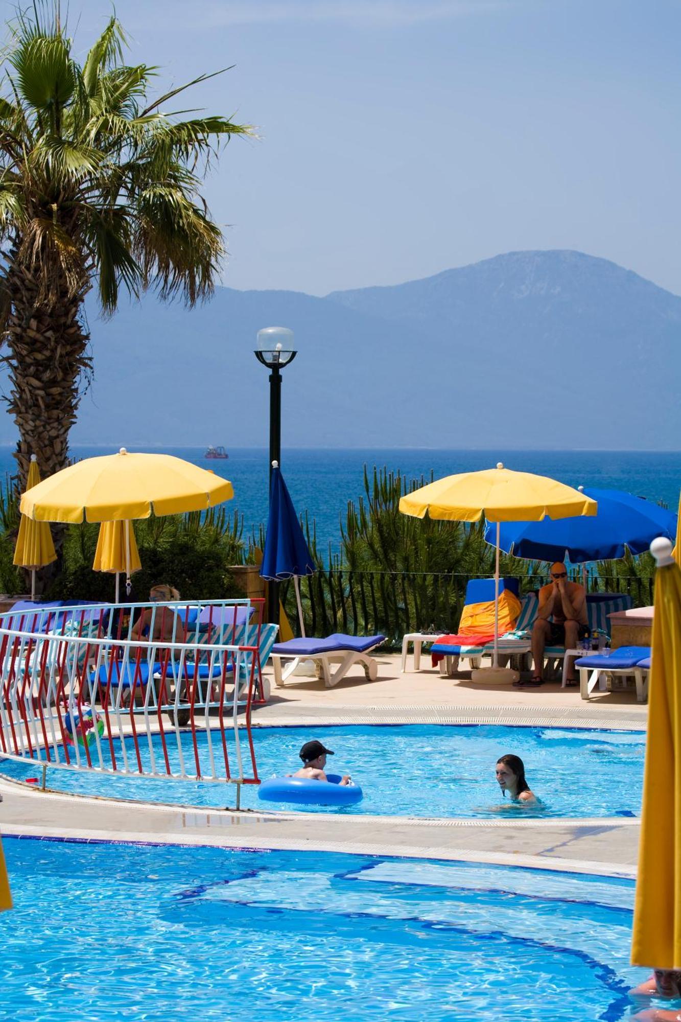 Hotel Fantasia Deluxe 5*