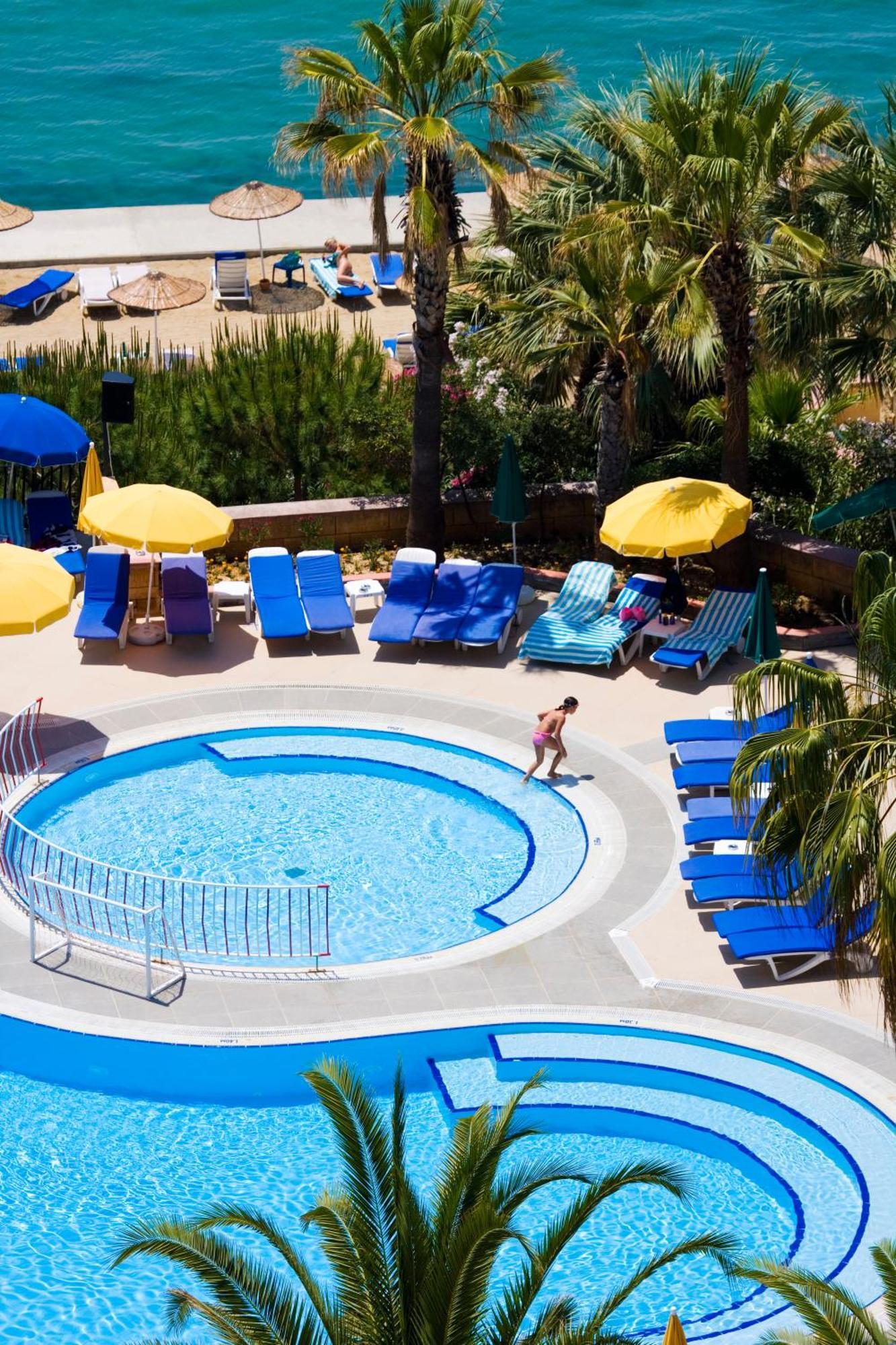 Hotel Fantasia Deluxe 5*