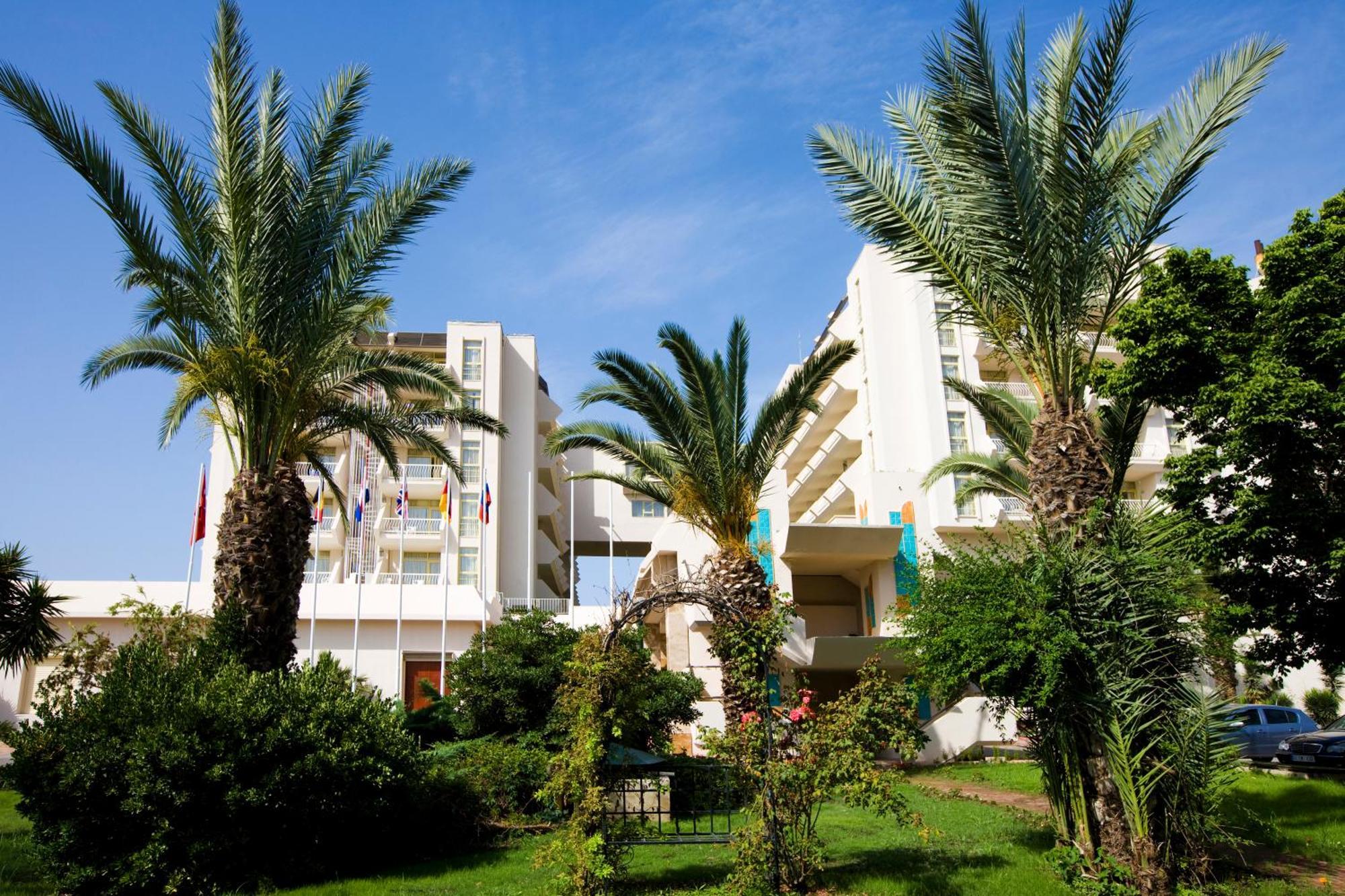 Hotel Fantasia Deluxe