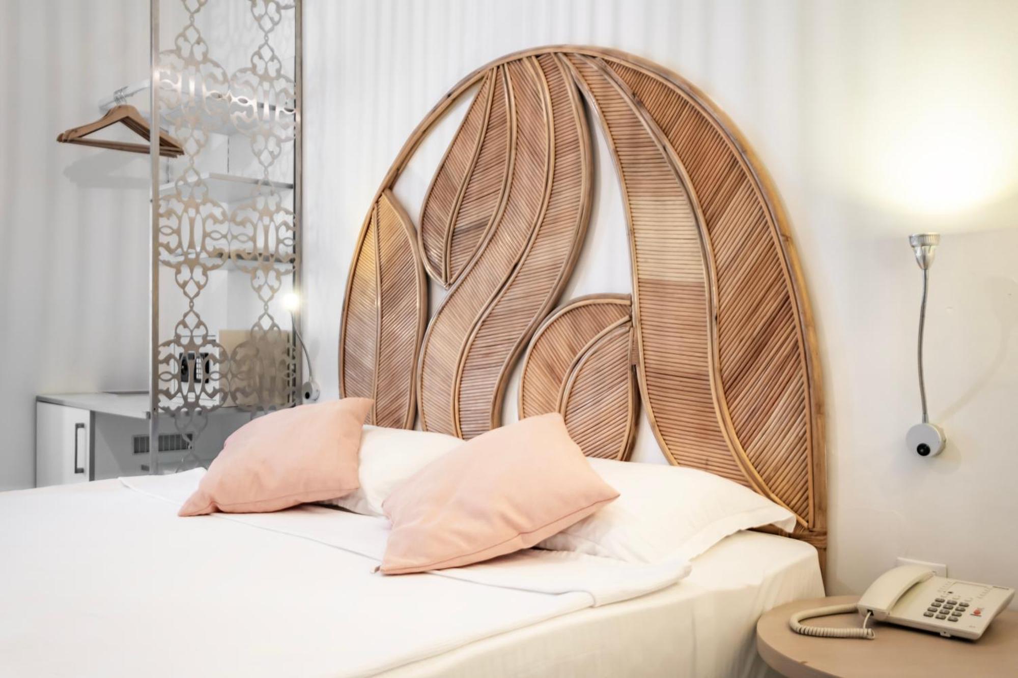Hotel Babana 2*