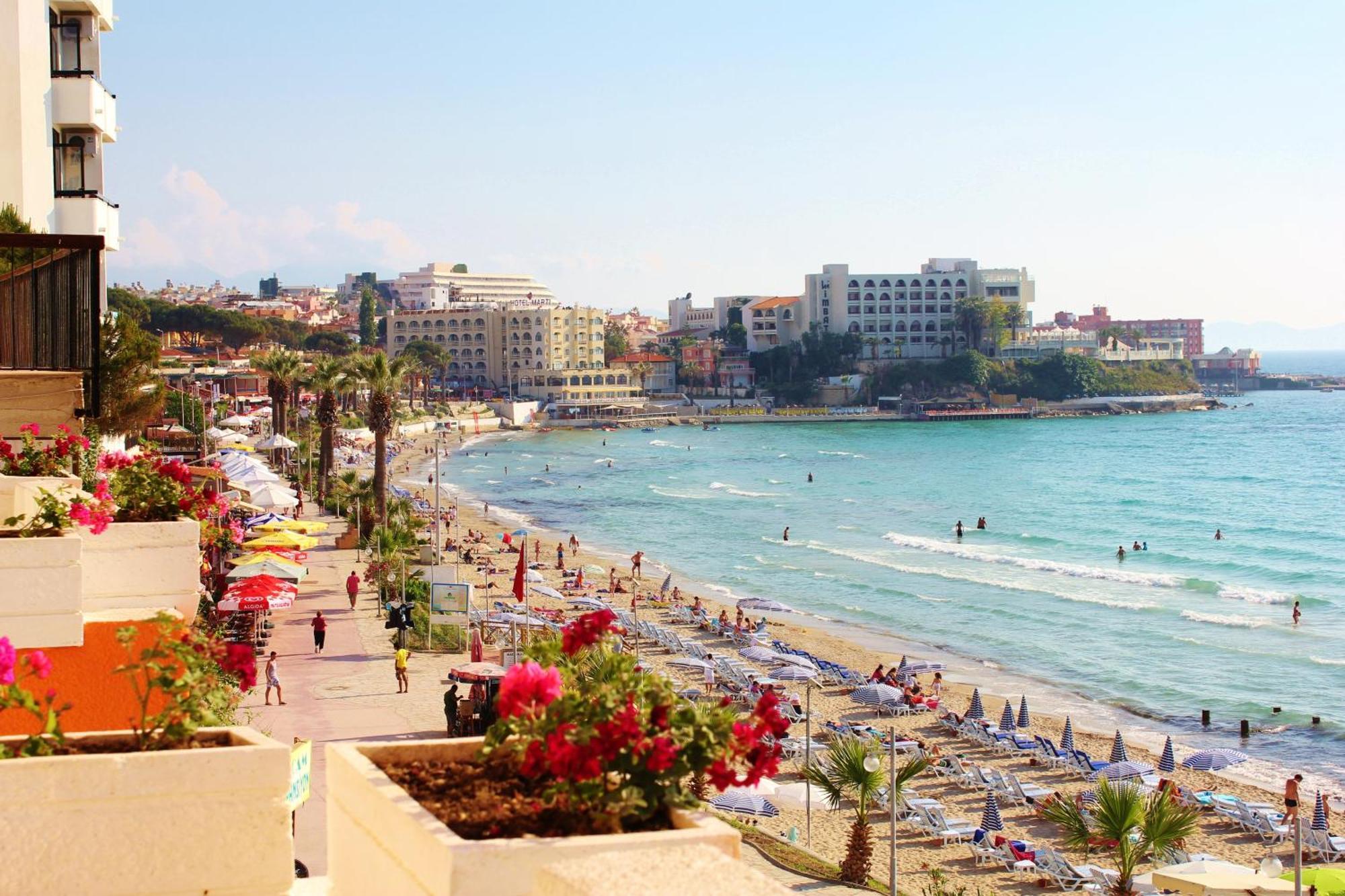 Hotel Ladies Beach 3*