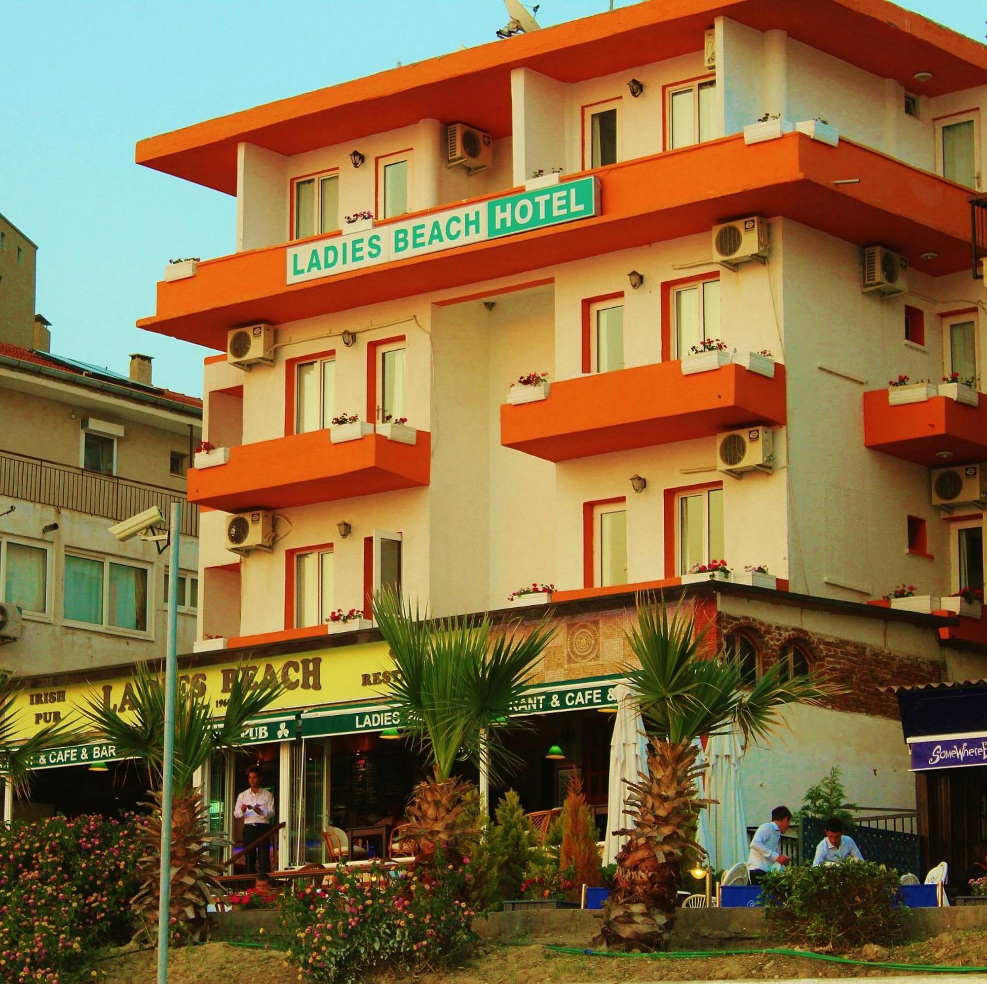 Hotel Ladies Beach 3*