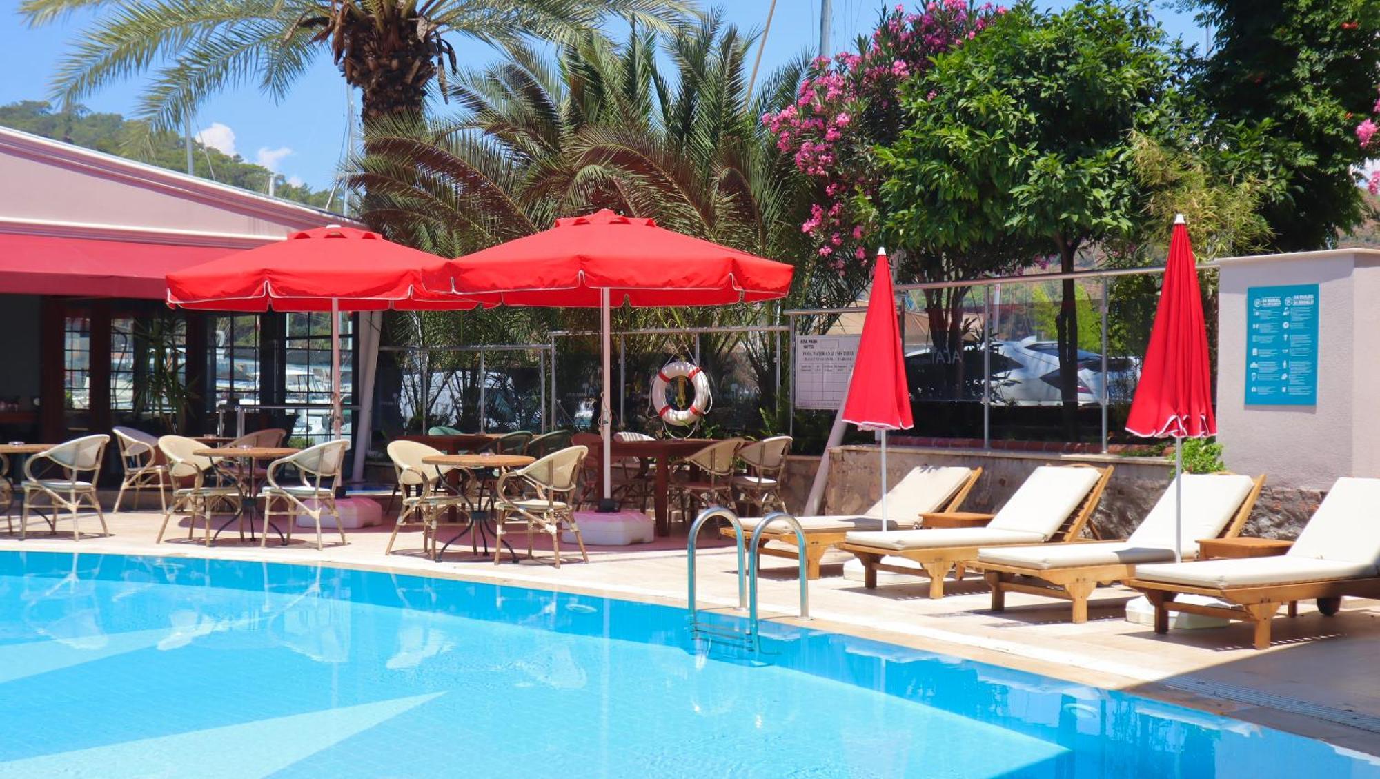 Ata Park Hotel 4*