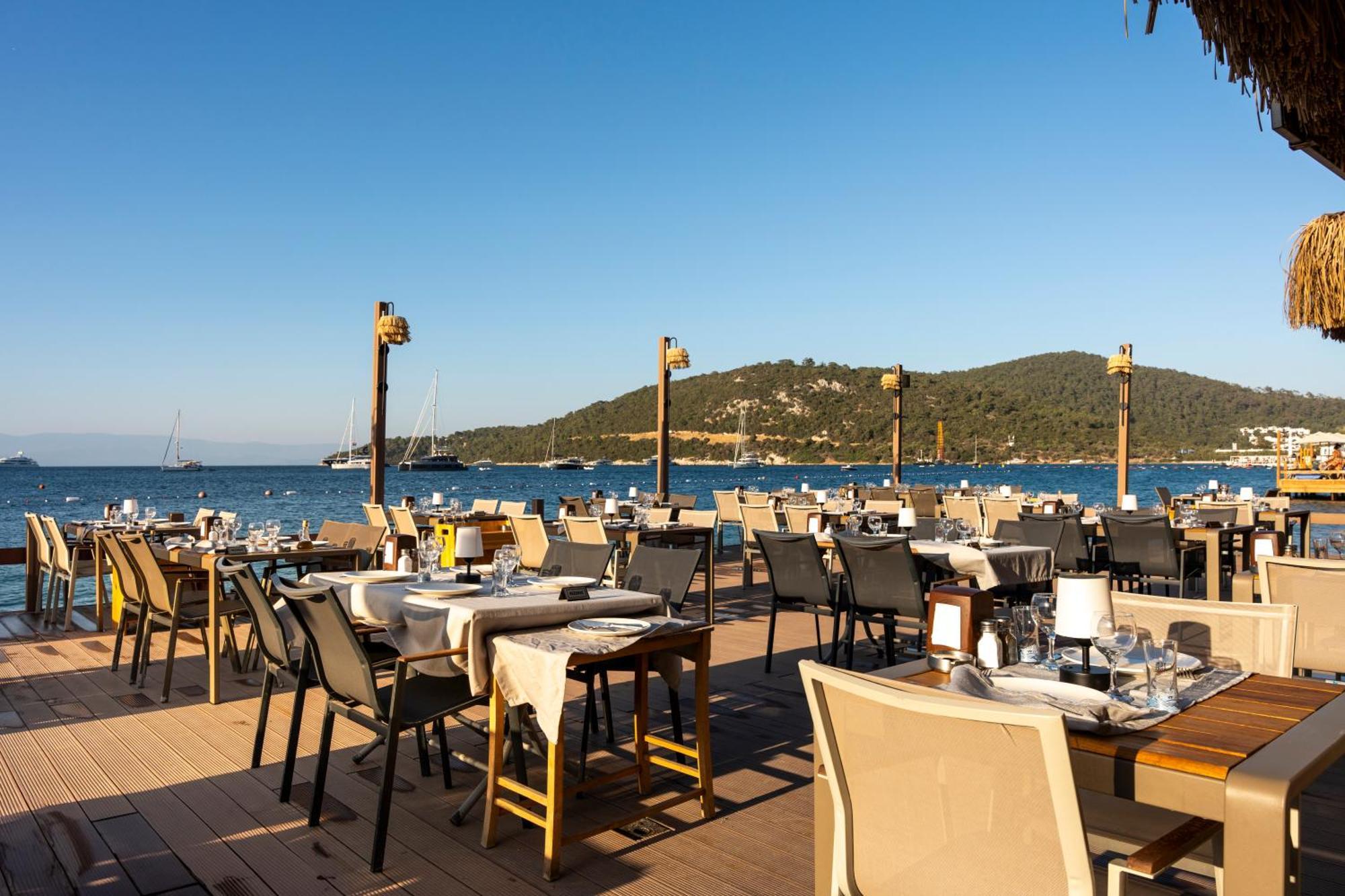 Daphnis Hotel Golturkbuku