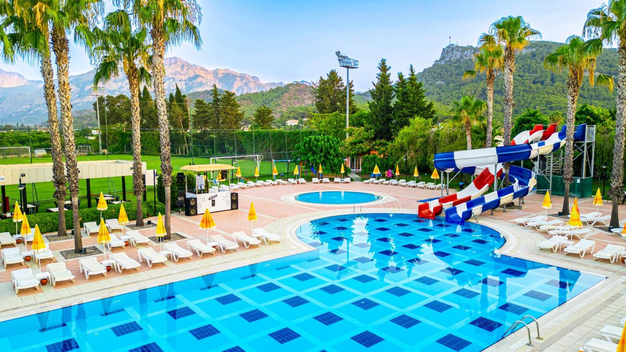 Viking Park 4*