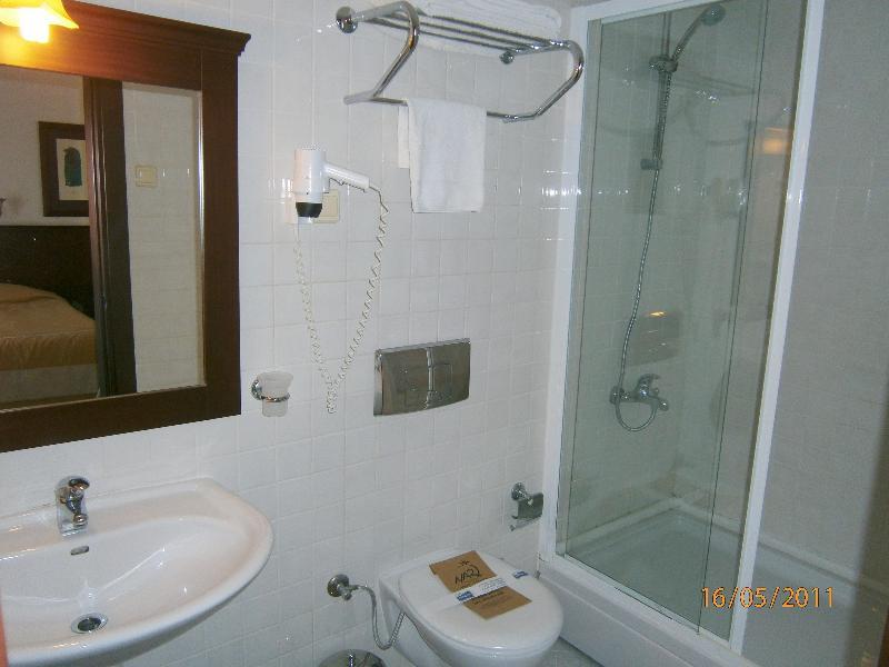 Hotel Nar