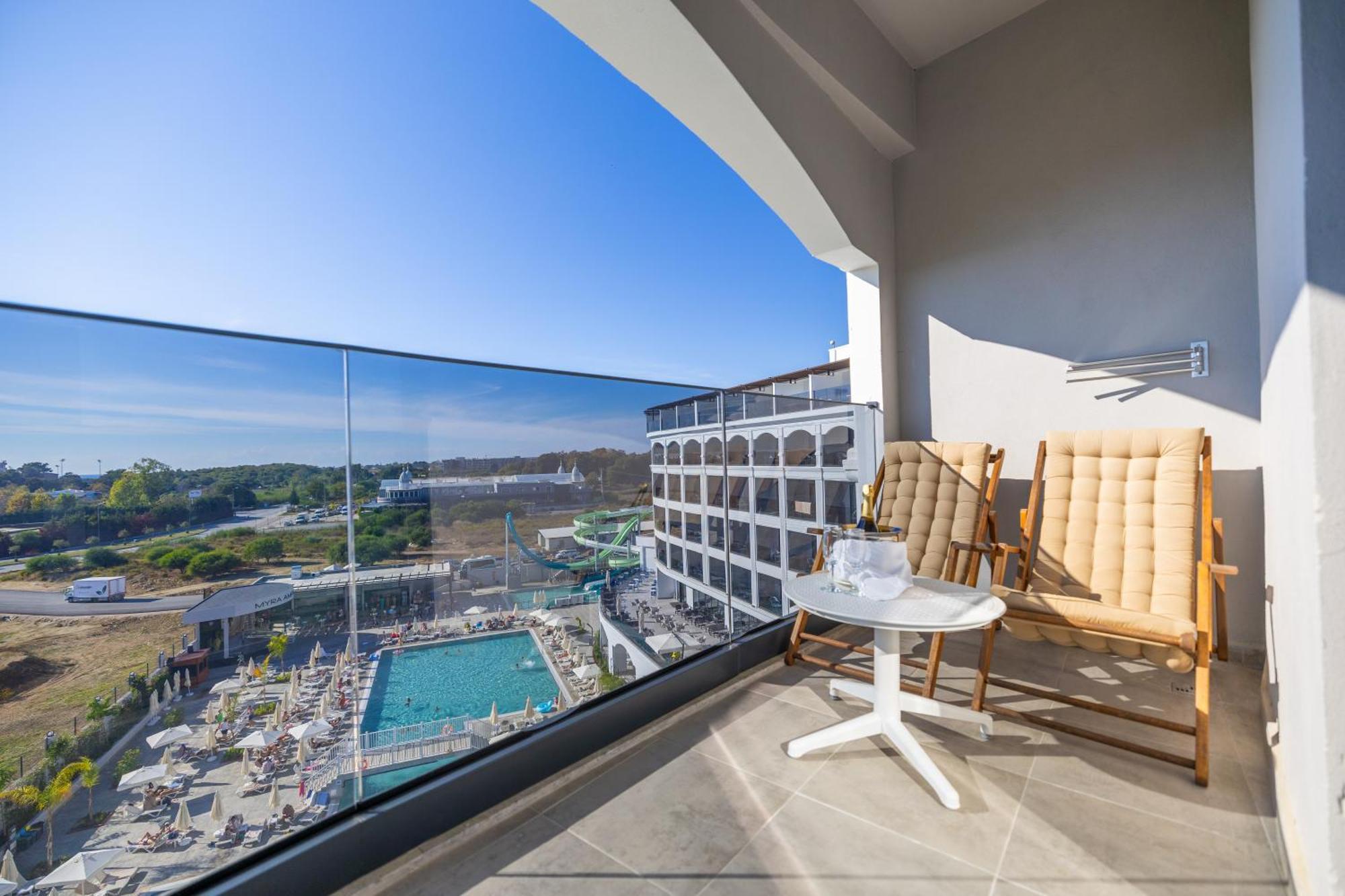 Hotel Moon Palace 5*