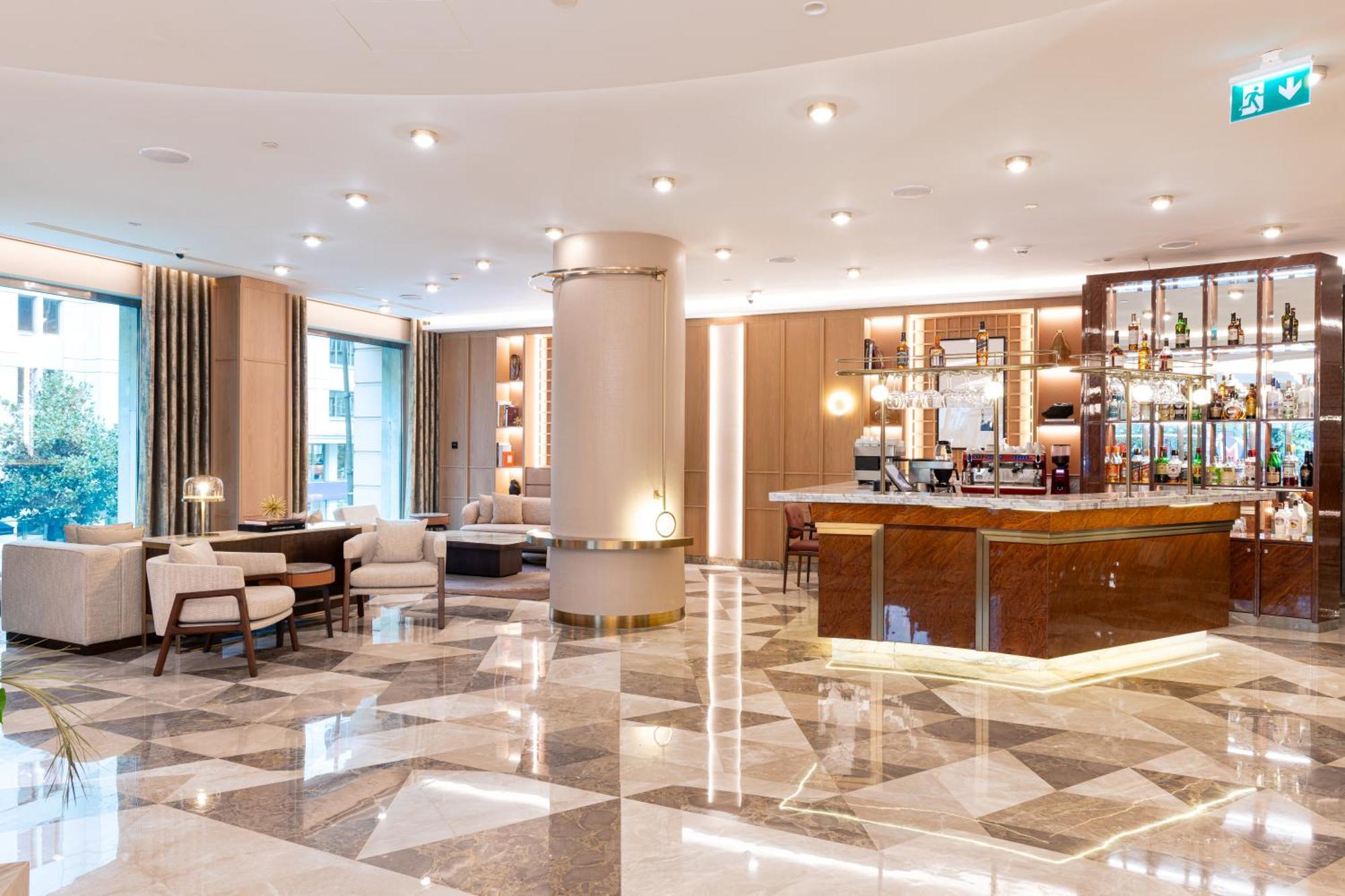 Hotel Ramada Plaza By Wyndham City Center (adults Only) 5*