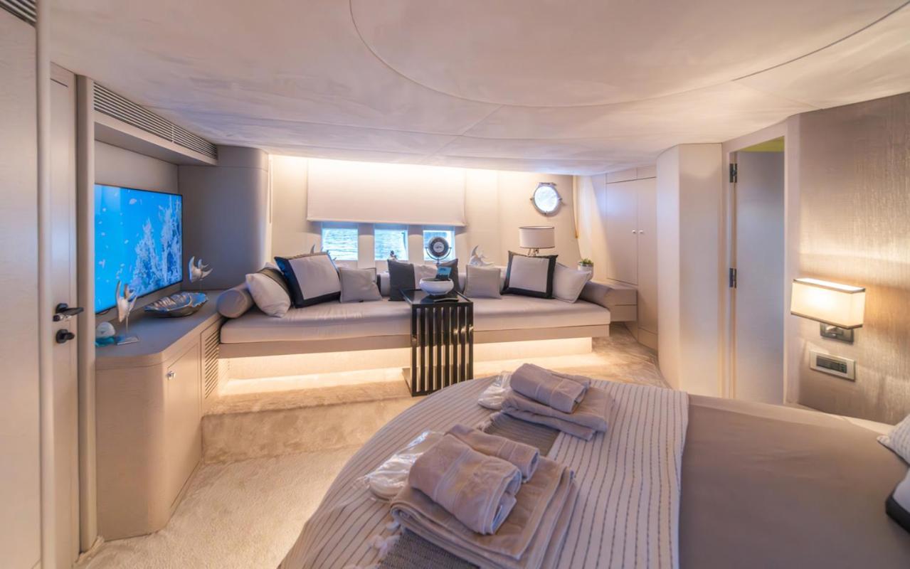 Botel Samtek Istanbul