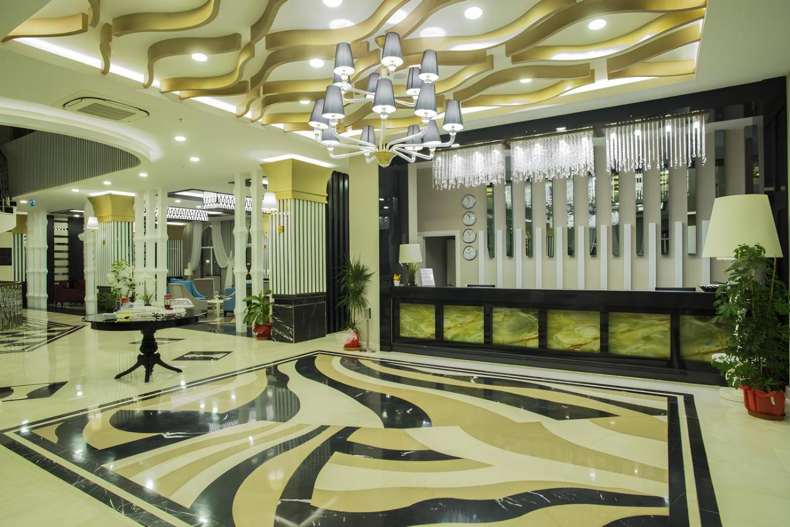 Hotel Palm World &