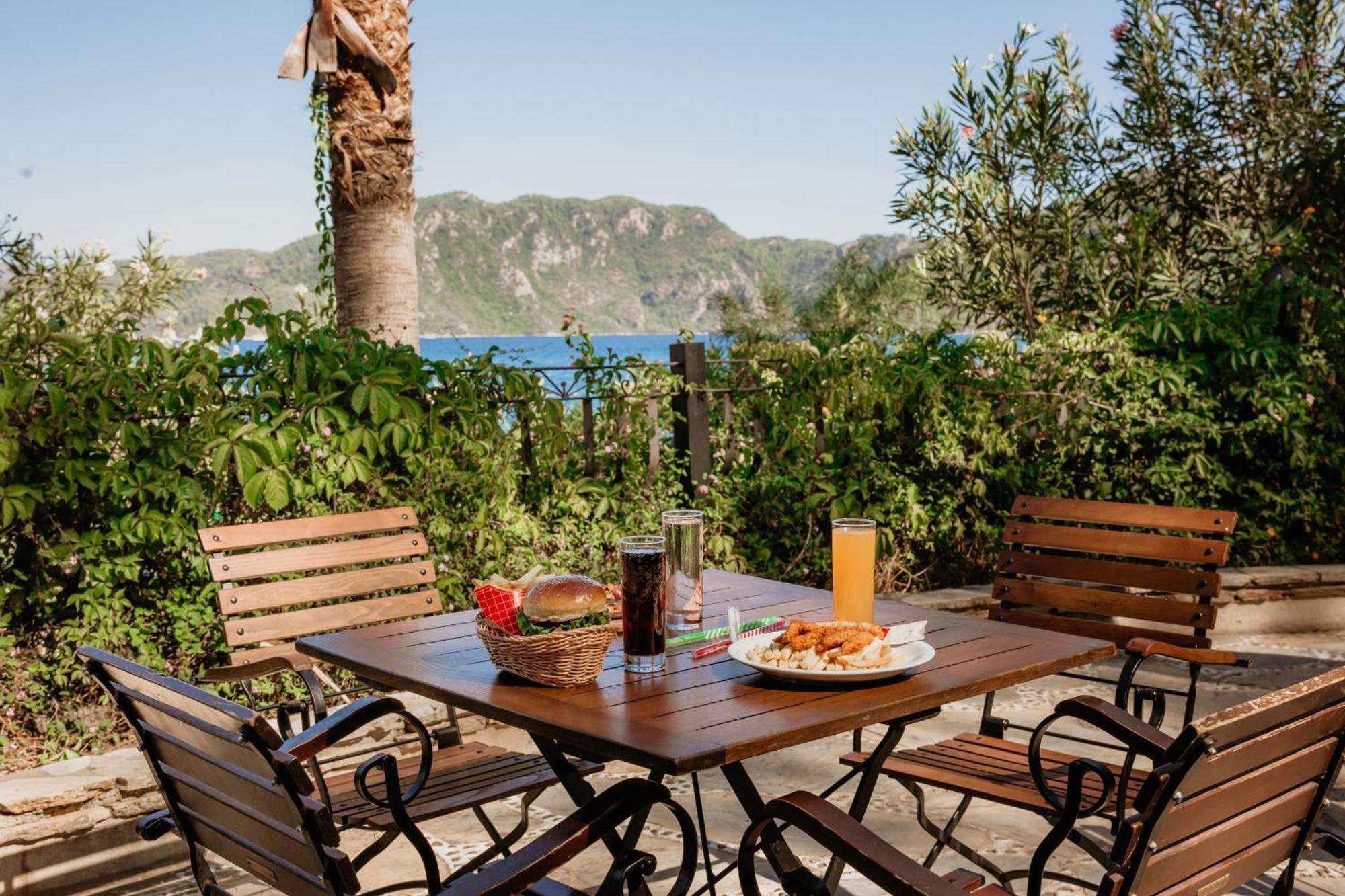 Resort Grand Yazici Club Palace 4*