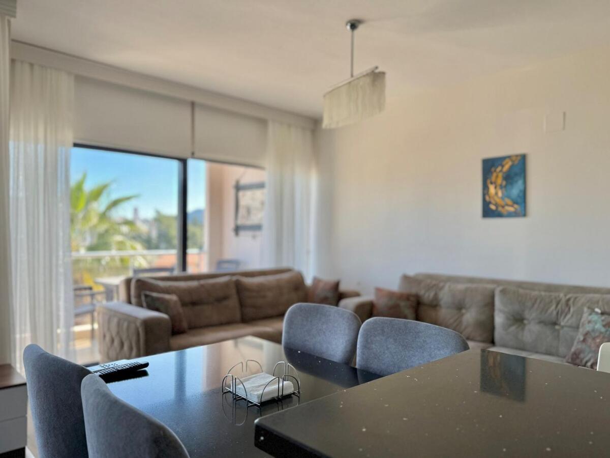 Deniz Manzarali, Plaja 100 Metre, Luks 3 Apartment Marmaris