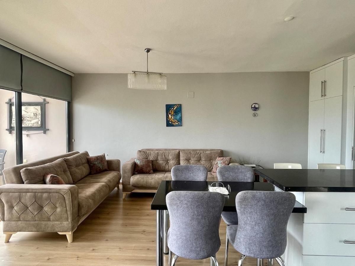 Apartment Deniz Manzarali, Plaja 100 Metre, Luks 3 *