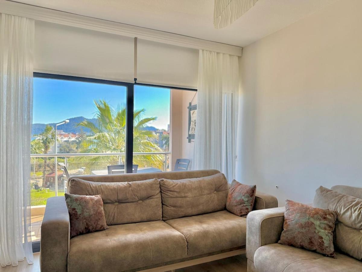 Deniz Manzarali, Plaja 100 Metre, Luks 3 Apartment Marmaris