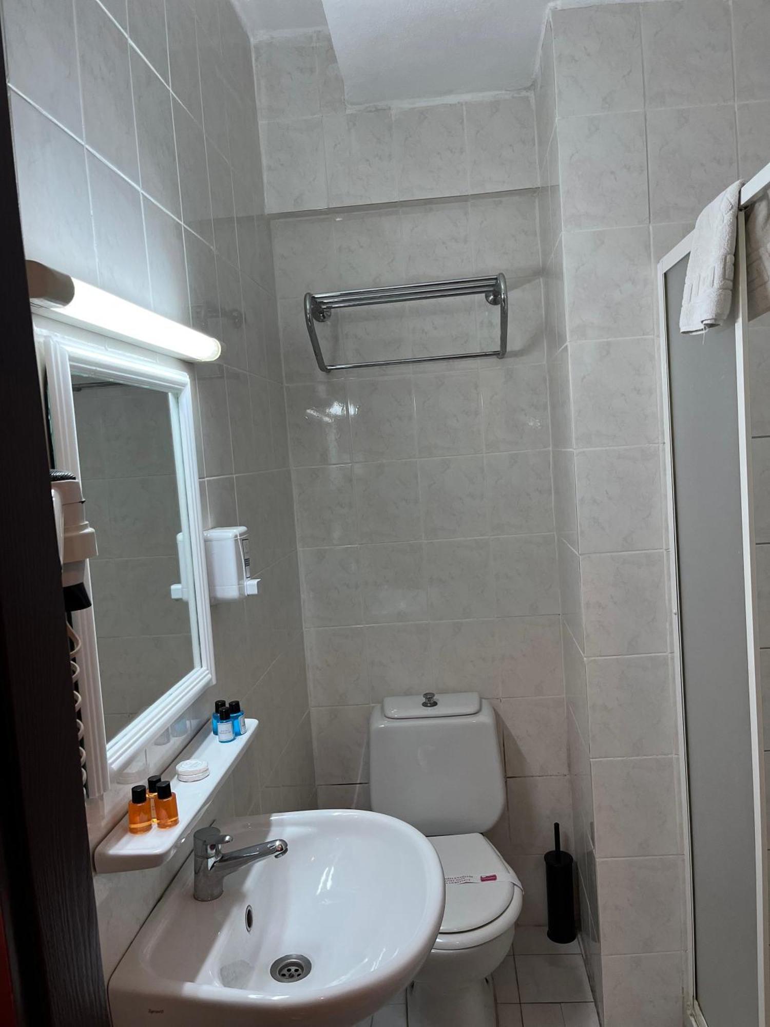 Cashmere Hotel 4*
