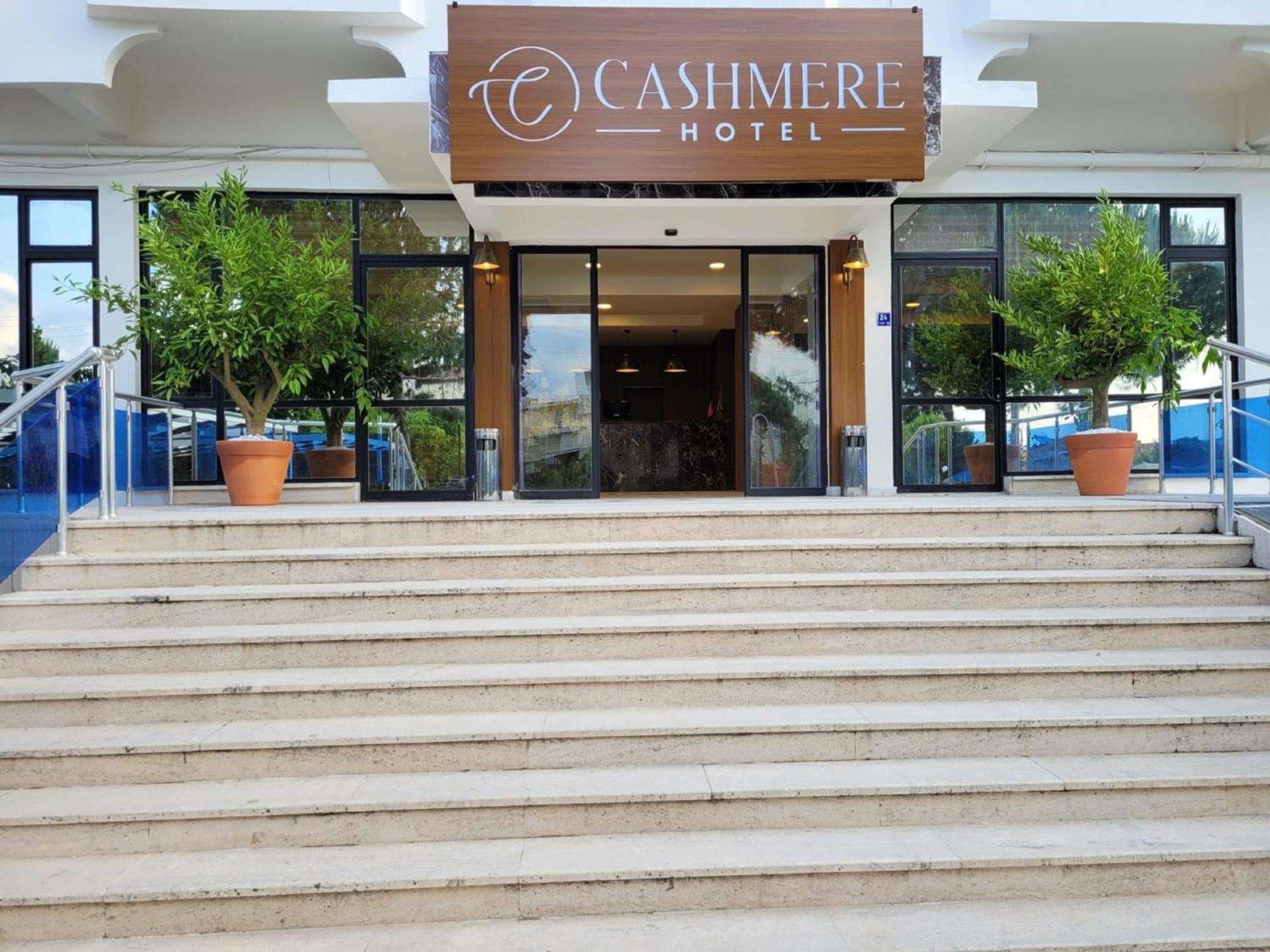 Cashmere 4*