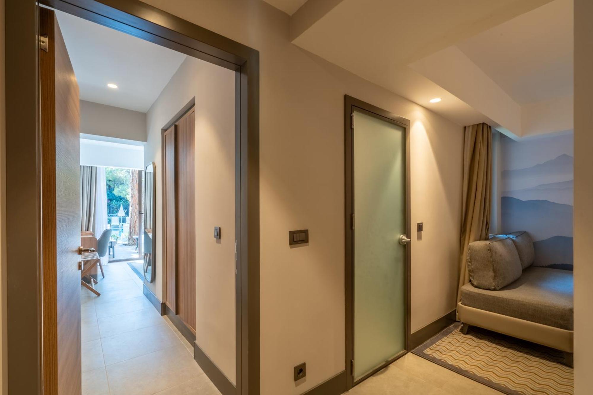 Champion Holiday Village Resort 5*