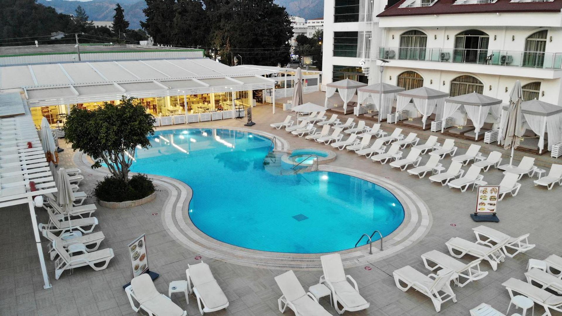 Hotel Forum 4*