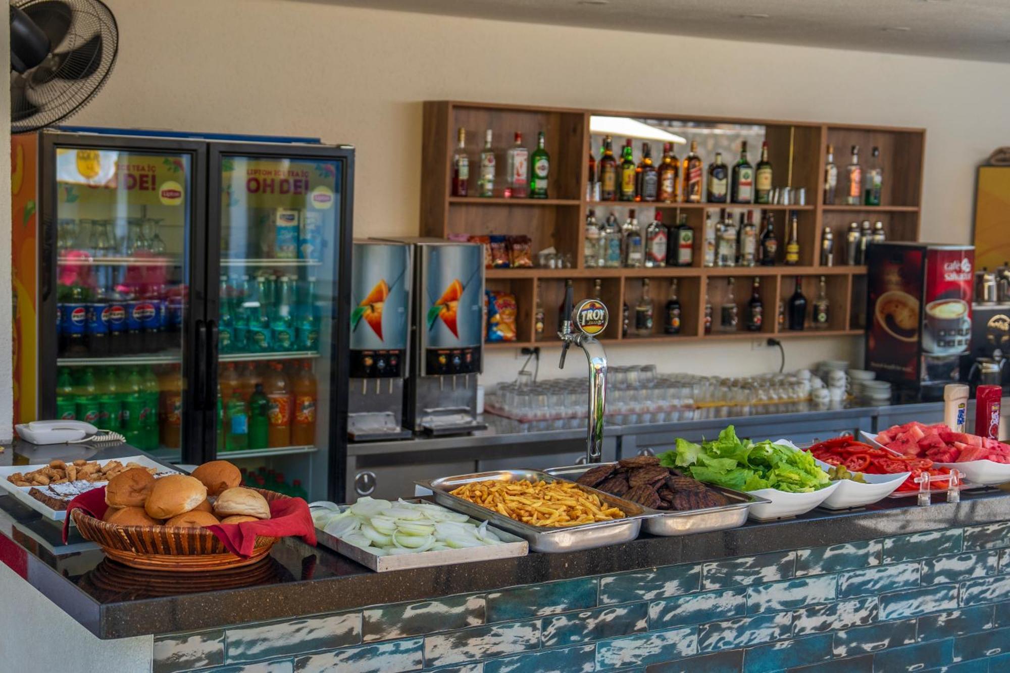 Hotel Katre 4*