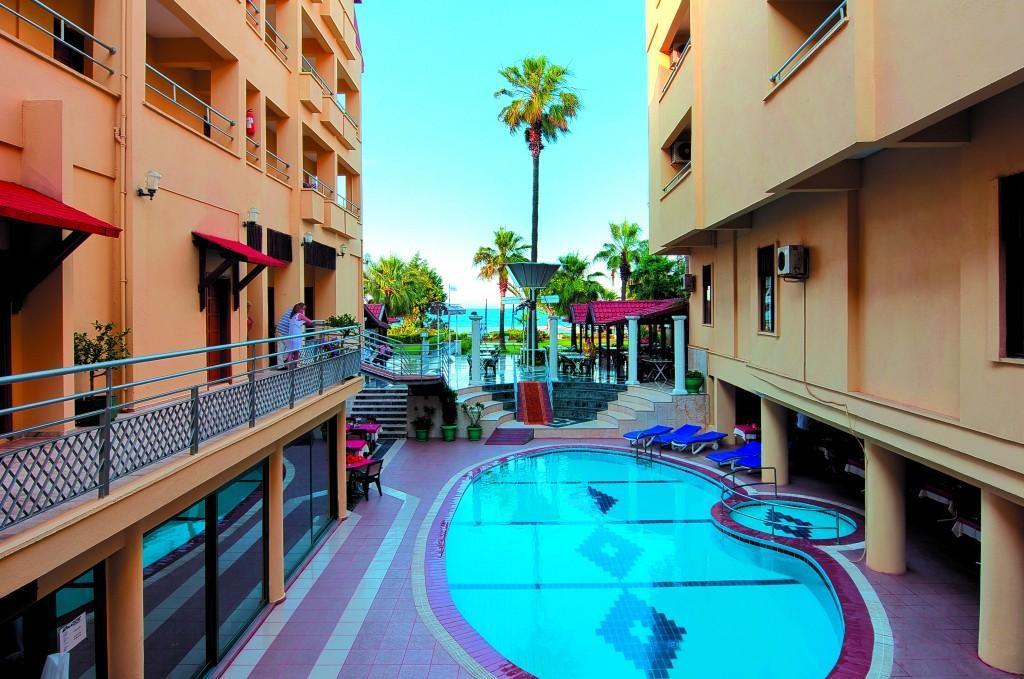 Dragos Hotel 2*