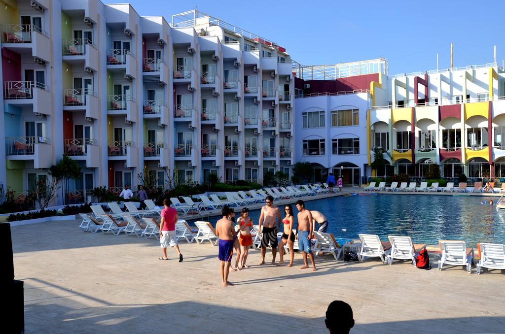 Orient Hotel 4*