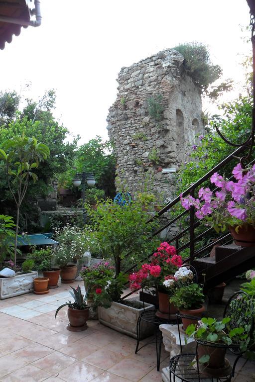 Hotel House 3*