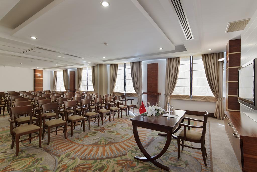 Hotel Saphir & Okurcalar