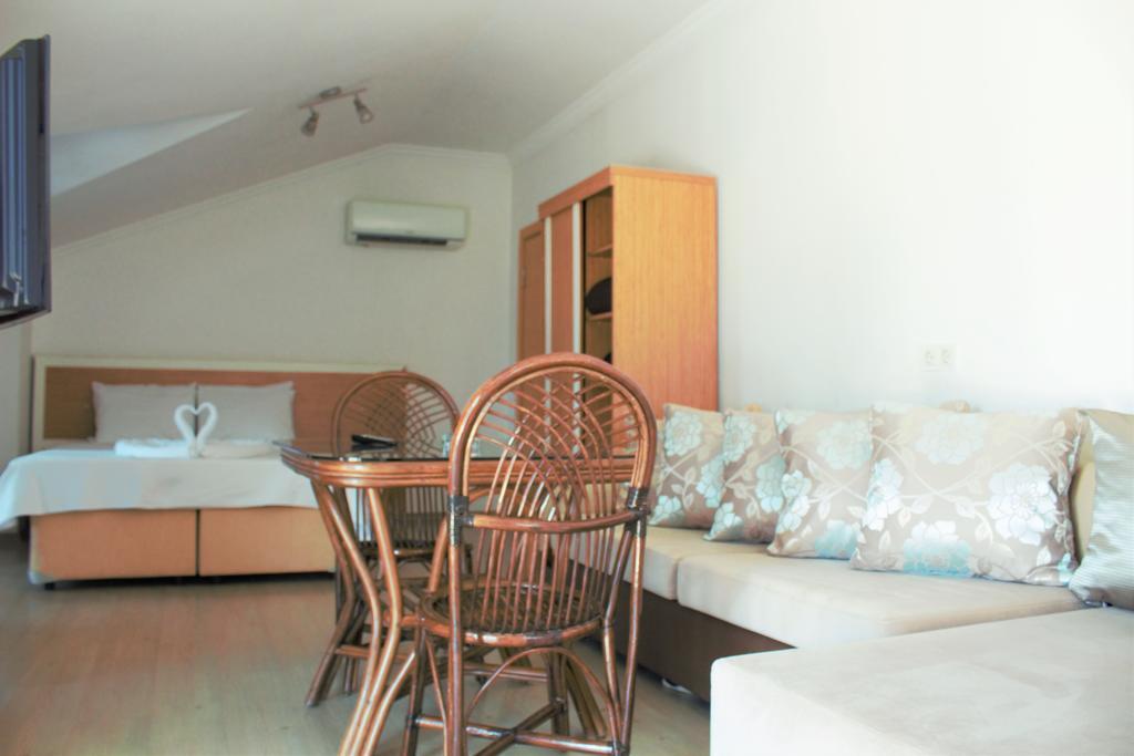 Hotel Lidya 3*