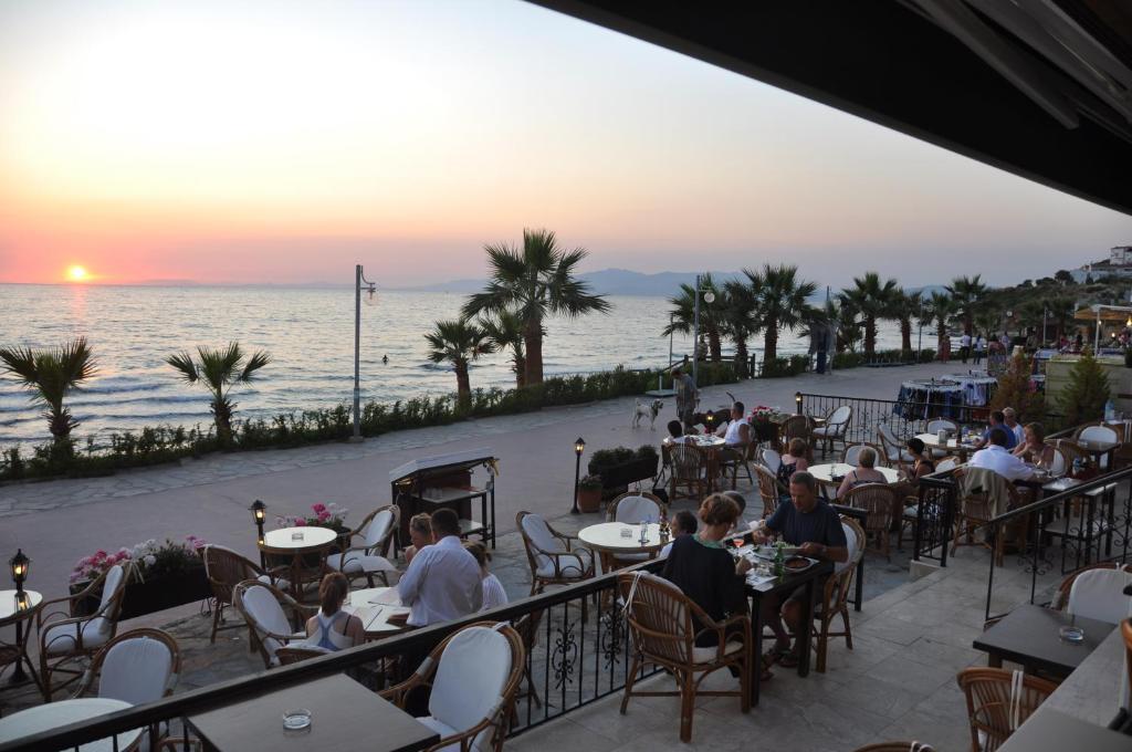 Ladies Beach Hotel Kusadasi