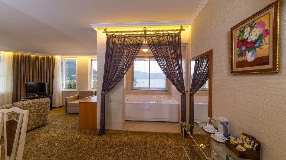 Letoile Hotel