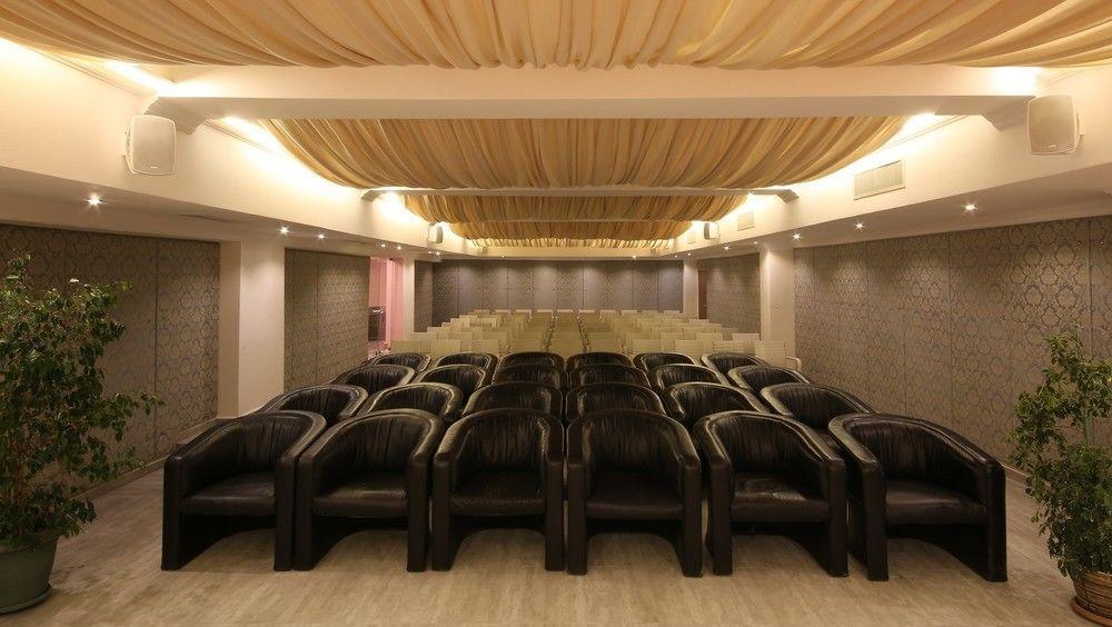 Letoile Hotel