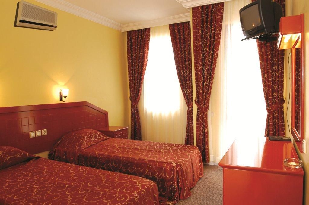 Gunes Hotel 3*
