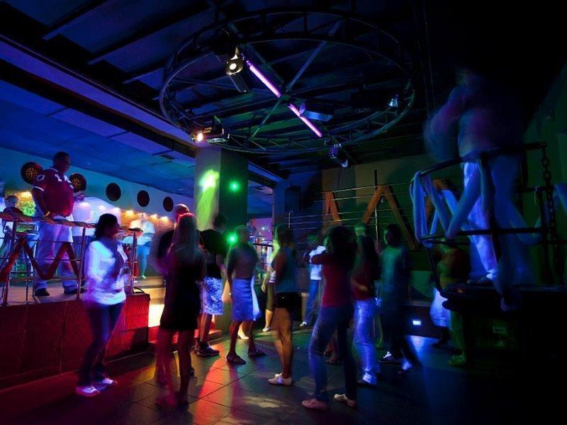 Club Paradiso