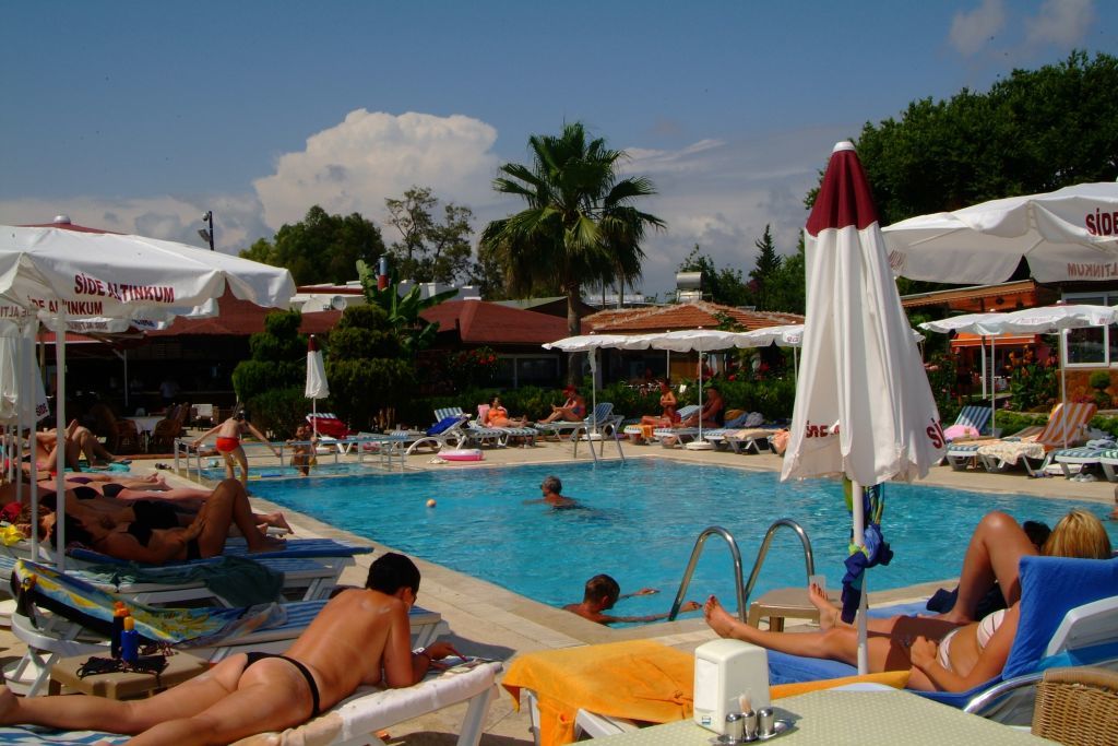 Hotel Altinkum