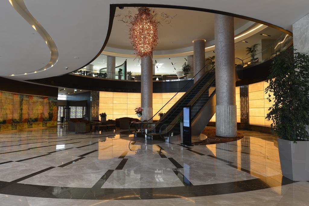 Wyndham Grand Europe Hotel