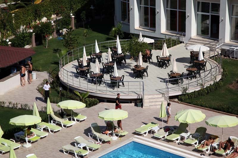 Mg White Lilyum Hotel 3*