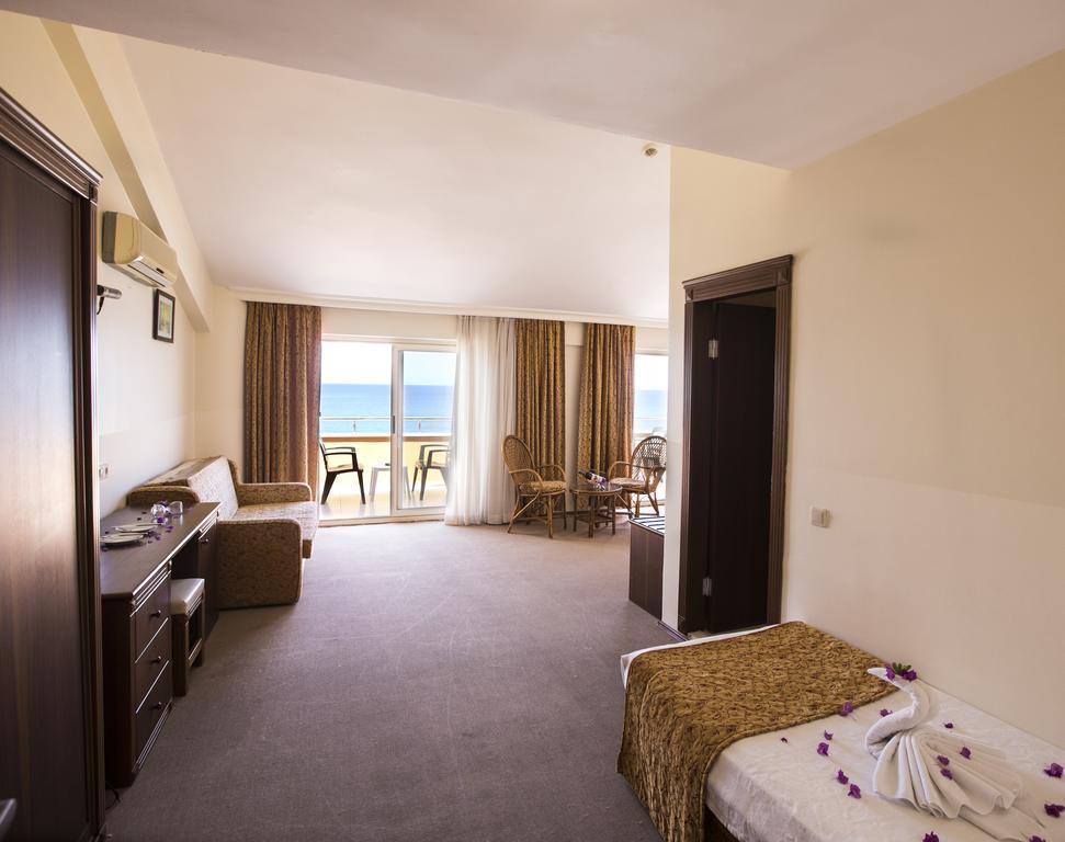 Valeri Beach Hotel