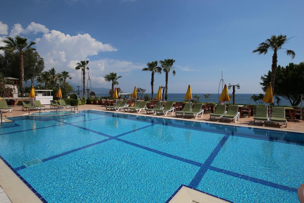 Hotel Valeri Beach 3*
