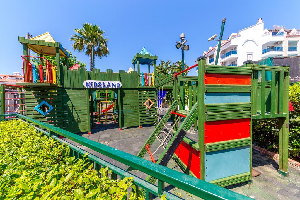Hotel Julian Club 4*