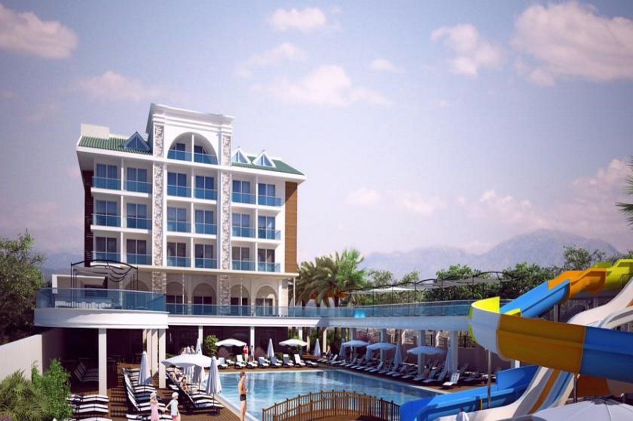 Palm World & Hotel 5*