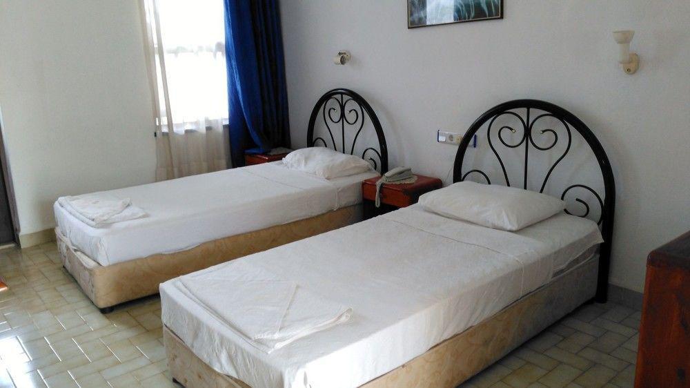 Hotel Royal Hotel 3*