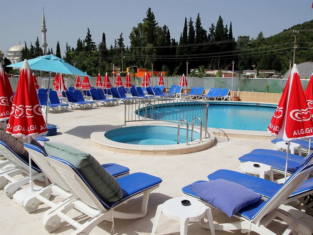 Hotel Rosy 2*