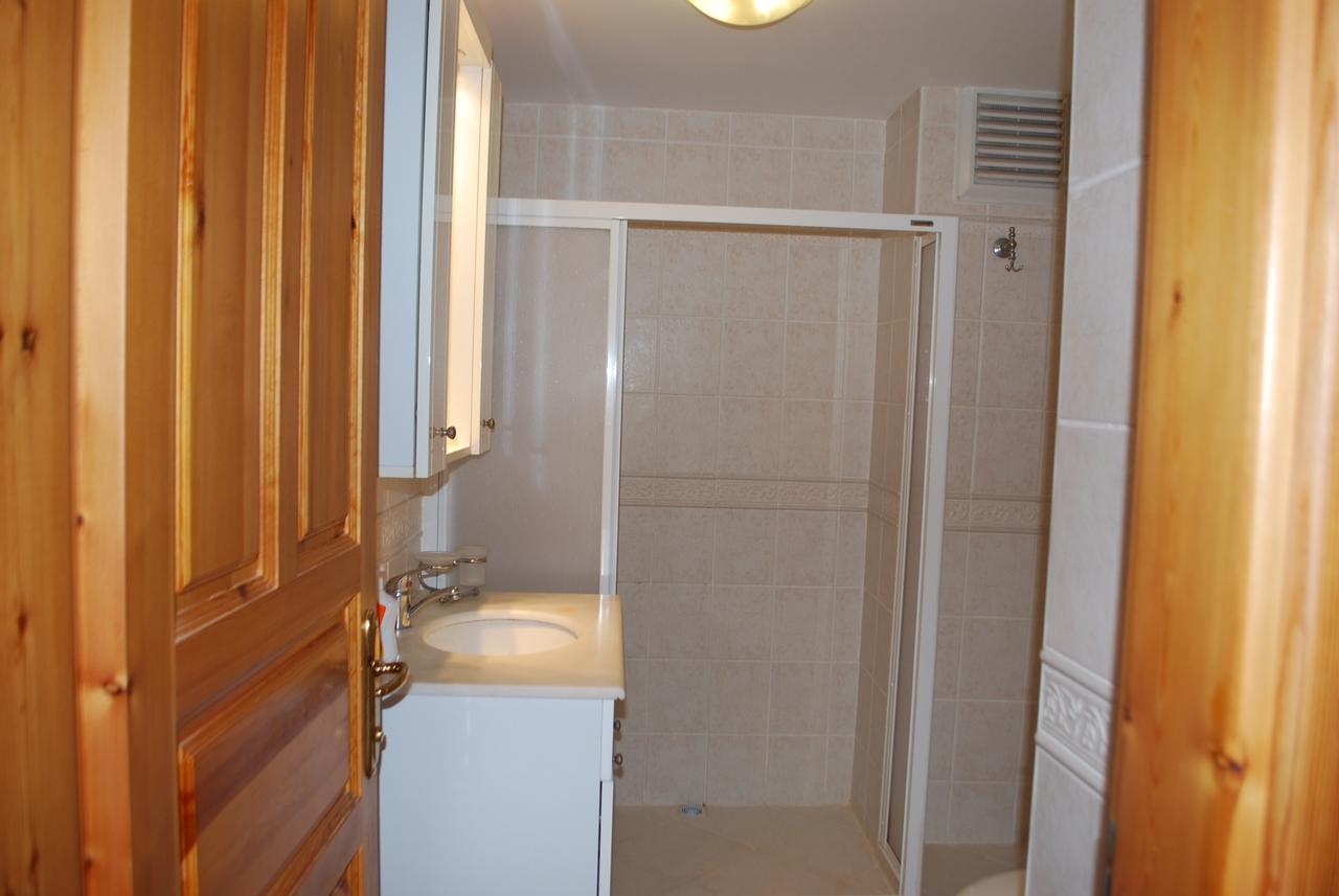 Almond Grove A4 Apartment *