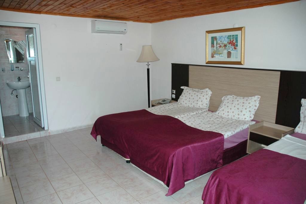 Altinkum Side