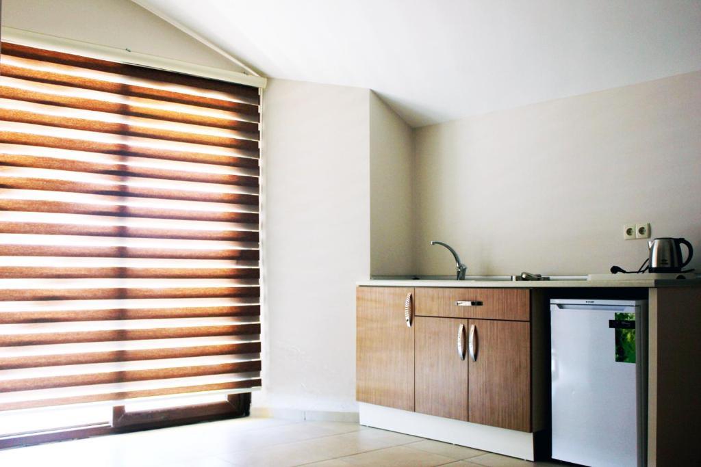 Ceren Family Suit 3*