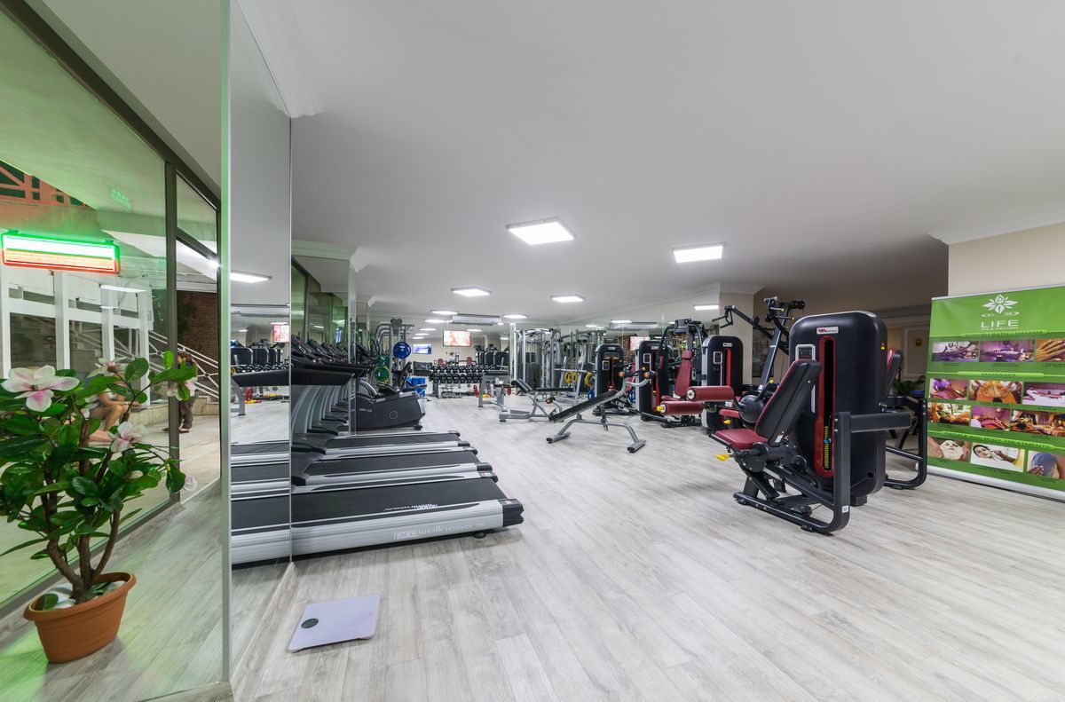 Letoile Hotel 4*